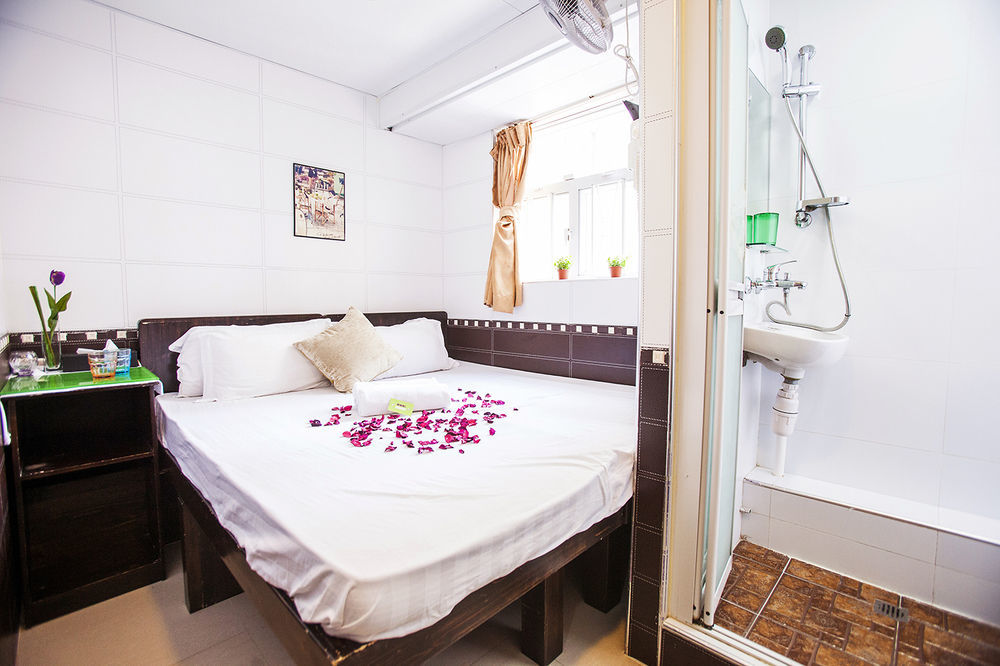 Happy Bee Hostel Хонконг Екстериор снимка