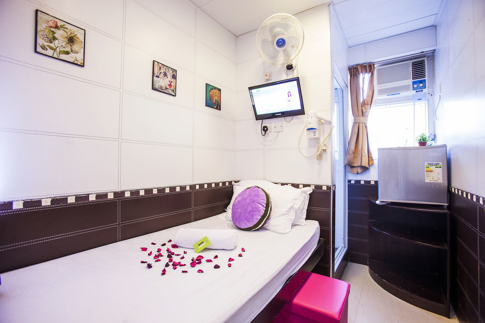 Happy Bee Hostel Хонконг Екстериор снимка