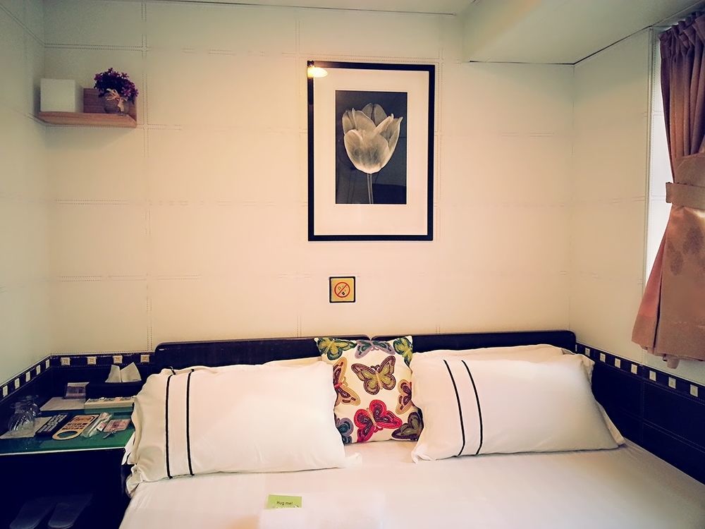 Happy Bee Hostel Хонконг Екстериор снимка